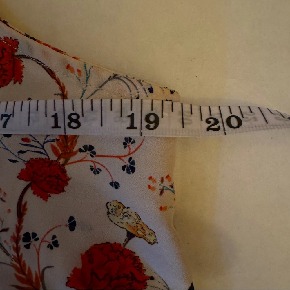 Dalia Floral Print Sleeveless Blouse - Medium, PTP: 19 1/2” - Picture 4 of 4